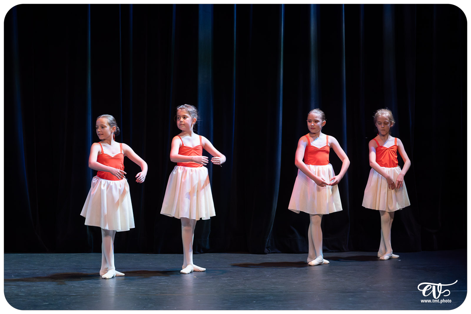 ECOLE DE DANSE CÉCILE ADAMOW